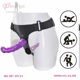 Cách sử dụng dương vật giả 2 đầu có dây đeo trong quan hệ tình dục